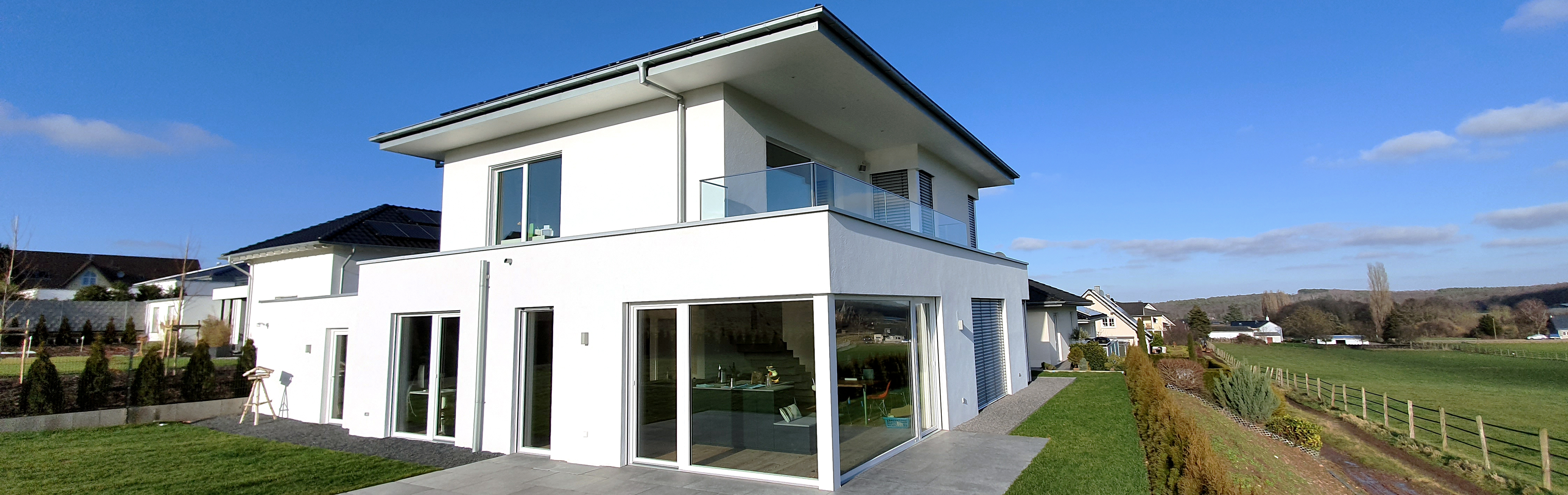 Slider Moderne in edlem Weiß